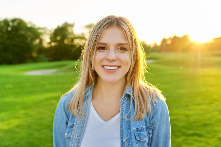 portrait-of-smiling-beautiful-happy-young-woman-20-2024-12-08-04-50-22-utc.jpg